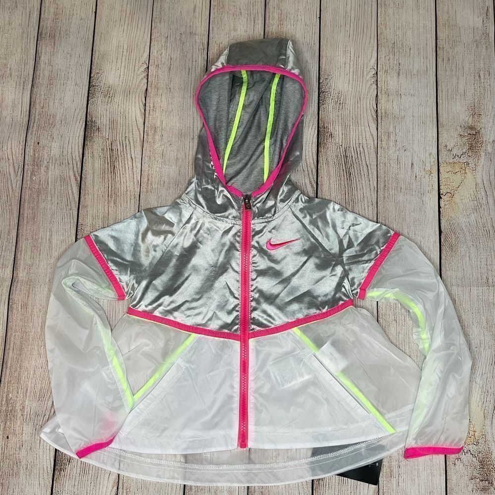 Toddler Girl’s Nike Windbreaker